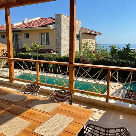 Coral Bay Luxury By Luxury
